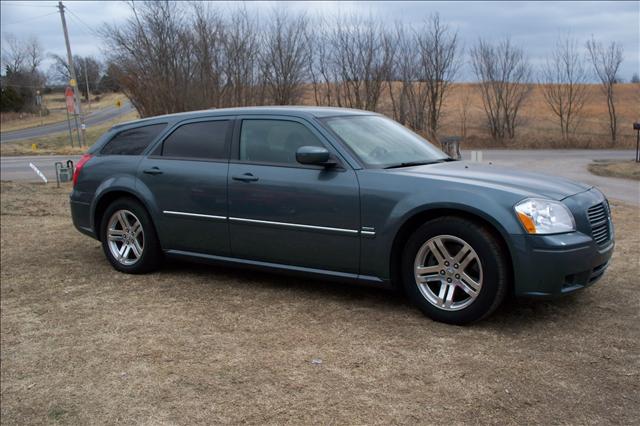 Dodge Magnum 2005 photo 3