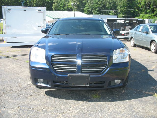 Dodge Magnum 2005 photo 2