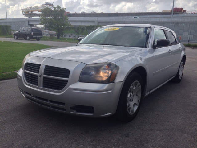 Dodge Magnum 2005 photo 4