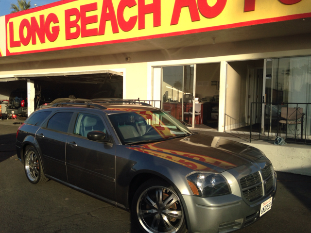 Dodge Magnum 2005 photo 1