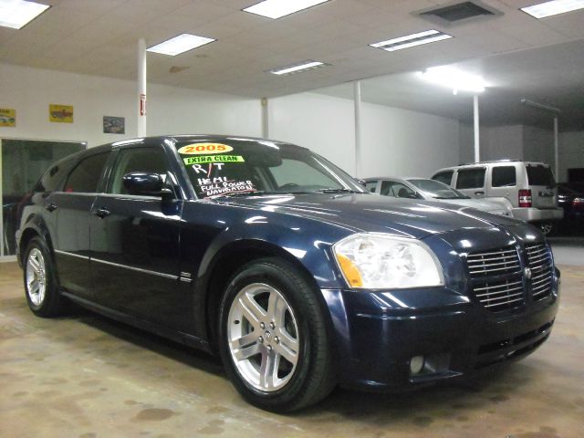 Dodge Magnum 2005 photo 10