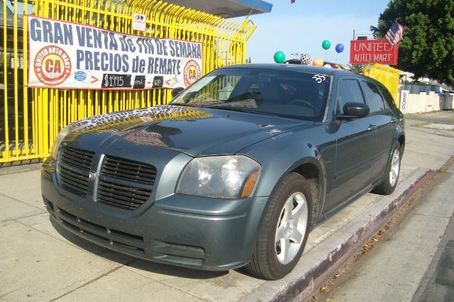 Dodge Magnum 2005 photo 10