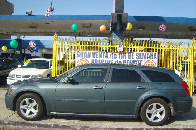 Dodge Magnum 2005 photo 4