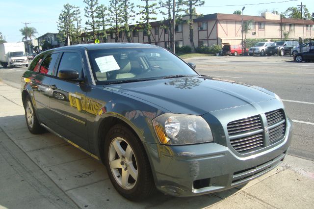 Dodge Magnum 2005 photo 8