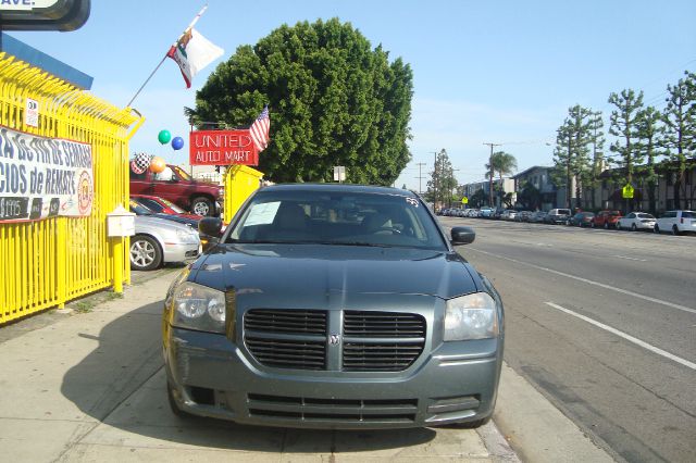 Dodge Magnum 2005 photo 9