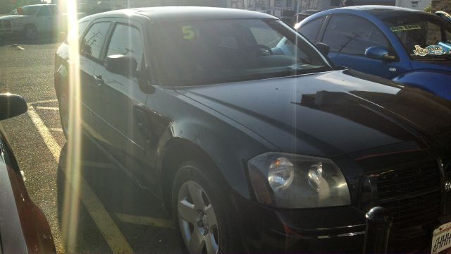 Dodge Magnum 2005 photo 1