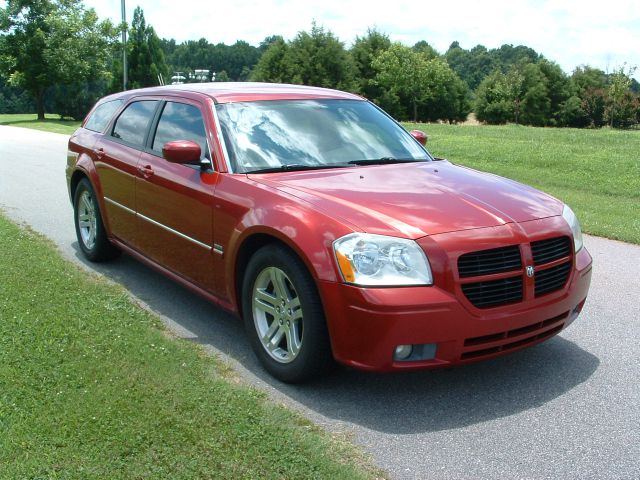 Dodge Magnum 2005 photo 3