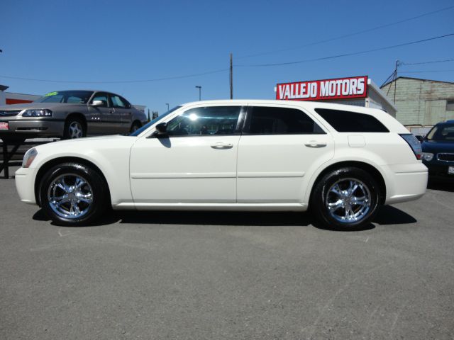 Dodge Magnum 2005 photo 4