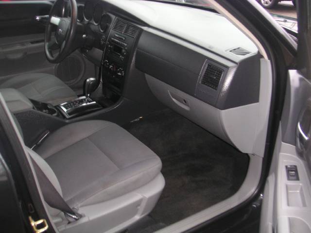 Dodge Magnum 2005 photo 4