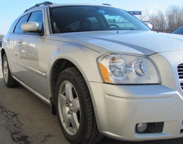 Dodge Magnum 2005 photo 2