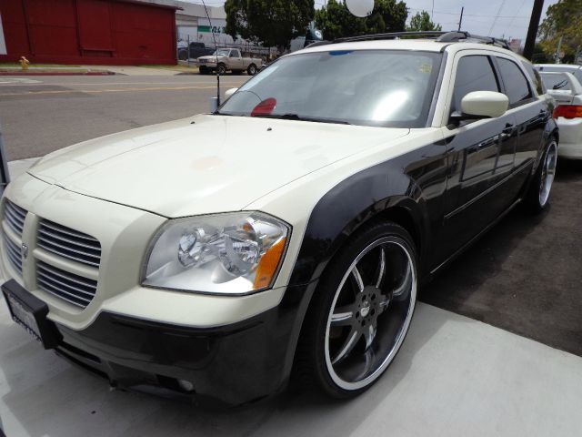 Dodge Magnum 2005 photo 3