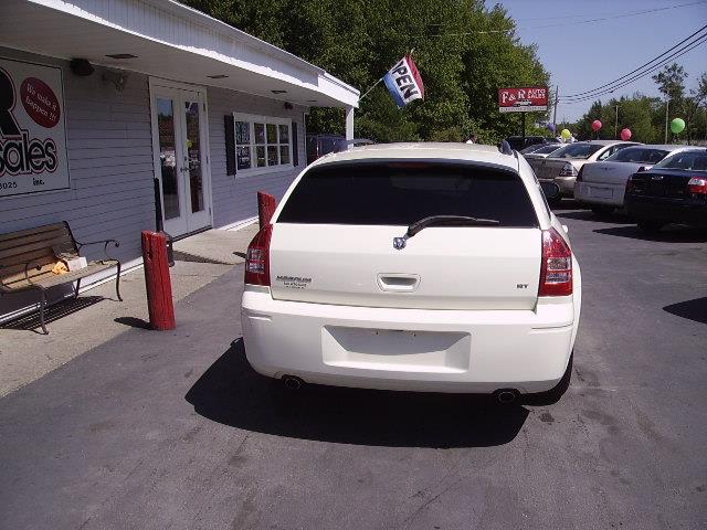 Dodge Magnum 2005 photo 1