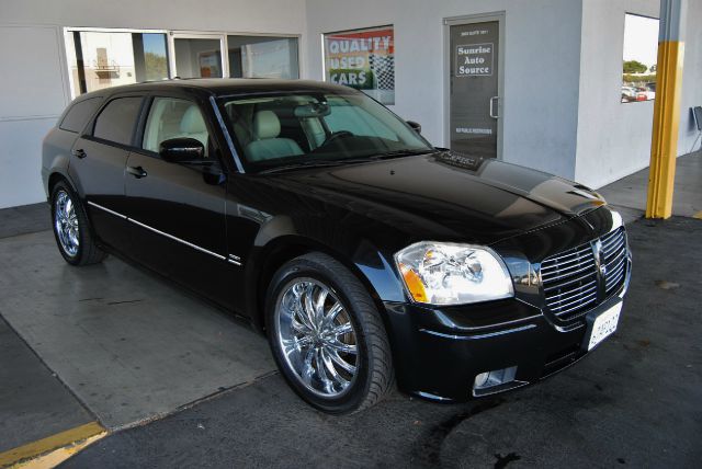 Dodge Magnum 2005 photo 4