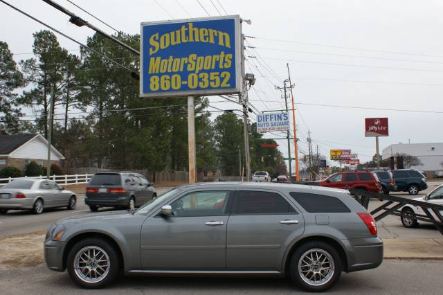 Dodge Magnum S Wagon