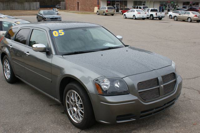 Dodge Magnum 2005 photo 3