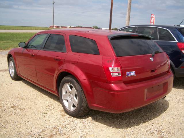 Dodge Magnum 2005 photo 3