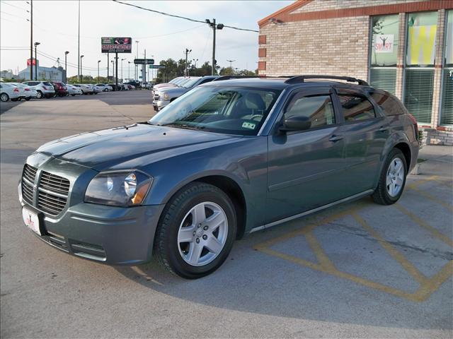 Dodge Magnum 2005 photo 3