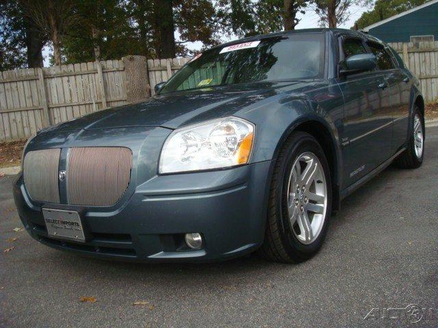 Dodge Magnum 2005 photo 0