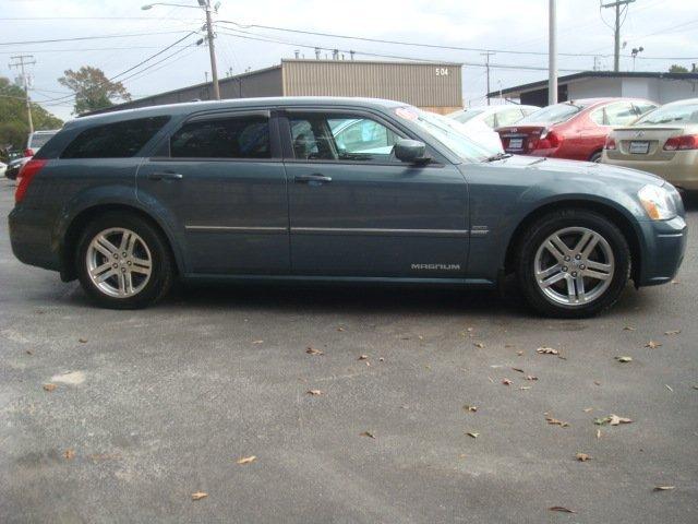 Dodge Magnum 2005 photo 5