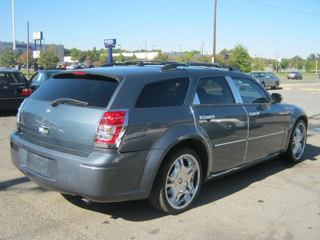 Dodge Magnum 2005 photo 4