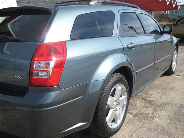 Dodge Magnum 2005 photo 3