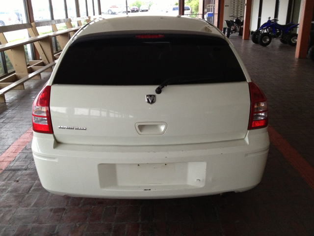 Dodge Magnum 2005 photo 13