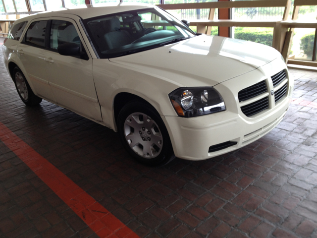 Dodge Magnum 2005 photo 15