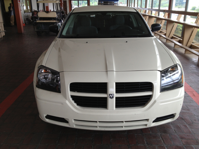 Dodge Magnum 2005 photo 16