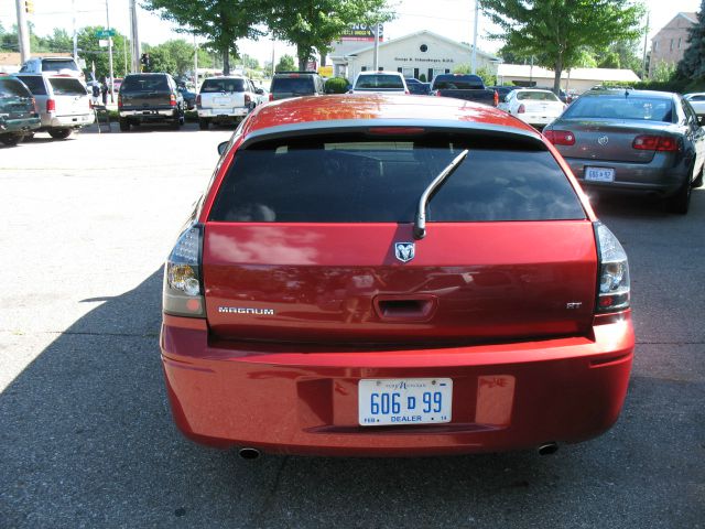 Dodge Magnum 2005 photo 3