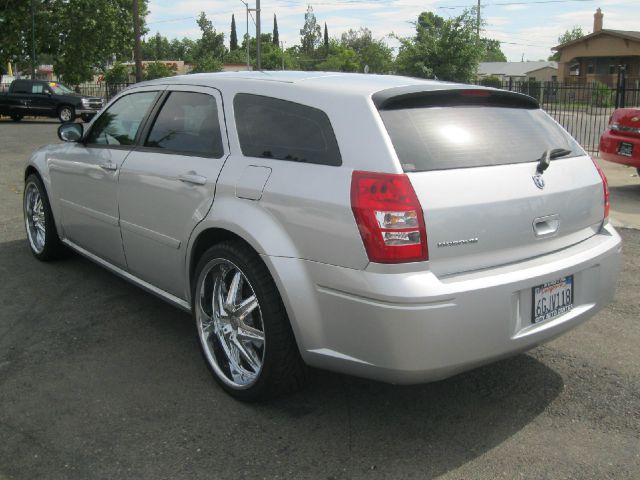 Dodge Magnum 2005 photo 5