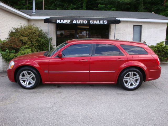 Dodge Magnum 2005 photo 3