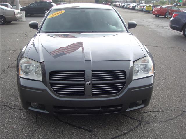 Dodge Magnum 2005 photo 4