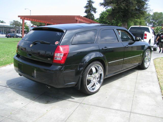 Dodge Magnum 2005 photo 3