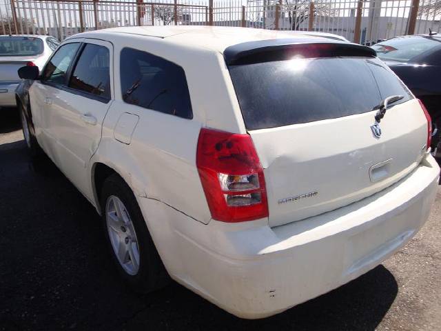 Dodge Magnum 2005 photo 3