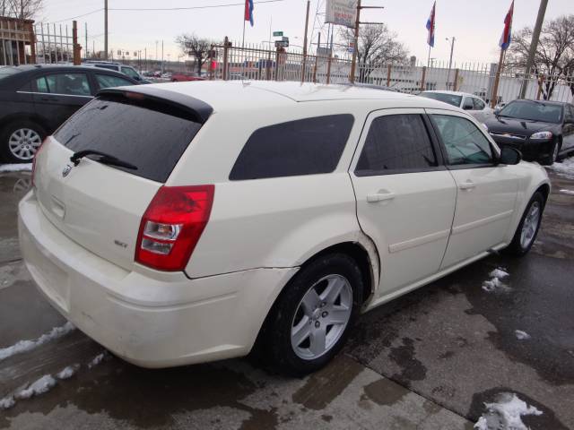 Dodge Magnum 2005 photo 5