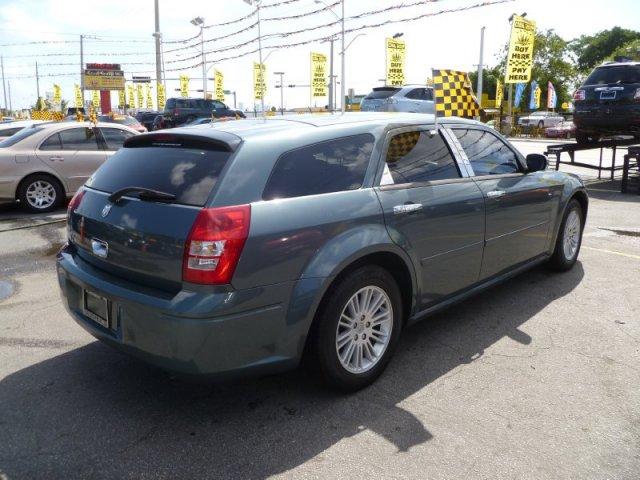 Dodge Magnum 2005 photo 5