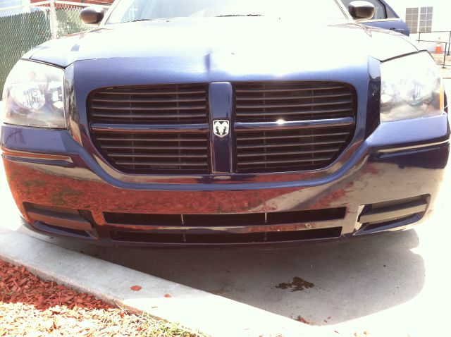 Dodge Magnum 2005 photo 2