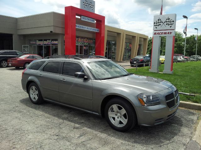 Dodge Magnum S Wagon