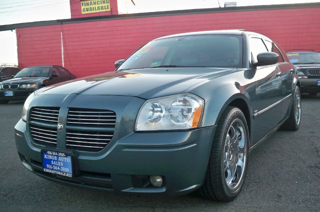 Dodge Magnum 2005 photo 3