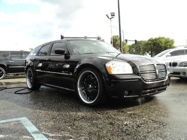 Dodge Magnum 2005 photo 2