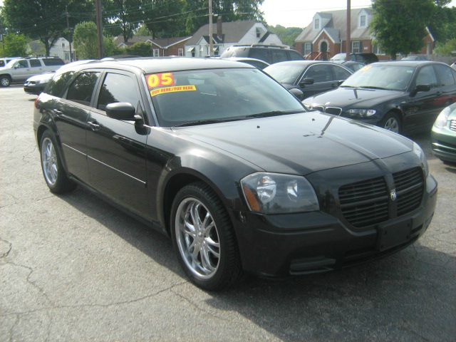 Dodge Magnum 2005 photo 4