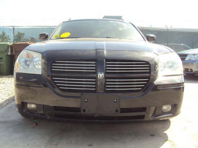 Dodge Magnum 2005 photo 1