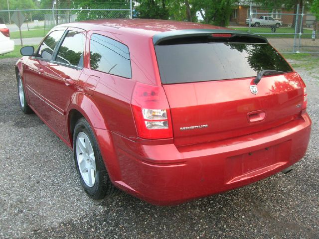 Dodge Magnum 2005 photo 4