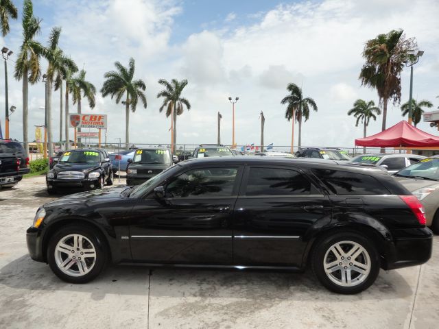 Dodge Magnum S Wagon