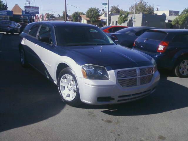 Dodge Magnum 2005 photo 3