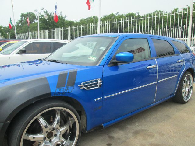 Dodge Magnum 2005 photo 1