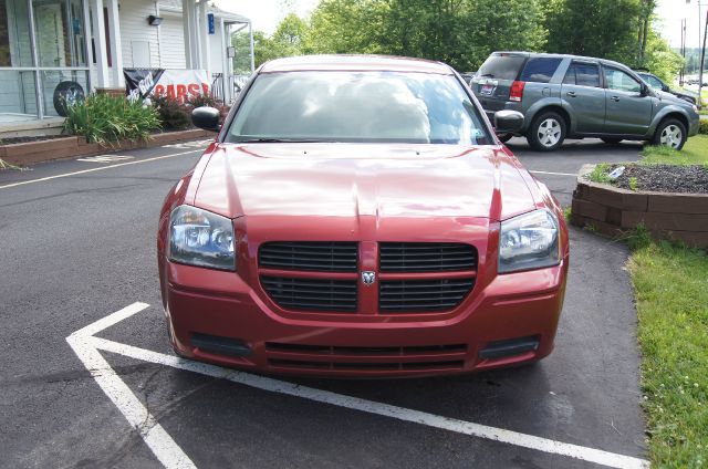 Dodge Magnum 2005 photo 1