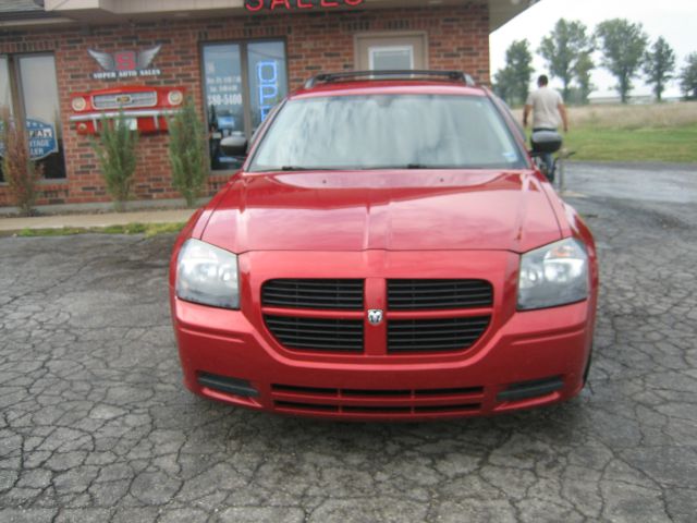 Dodge Magnum 2005 photo 1