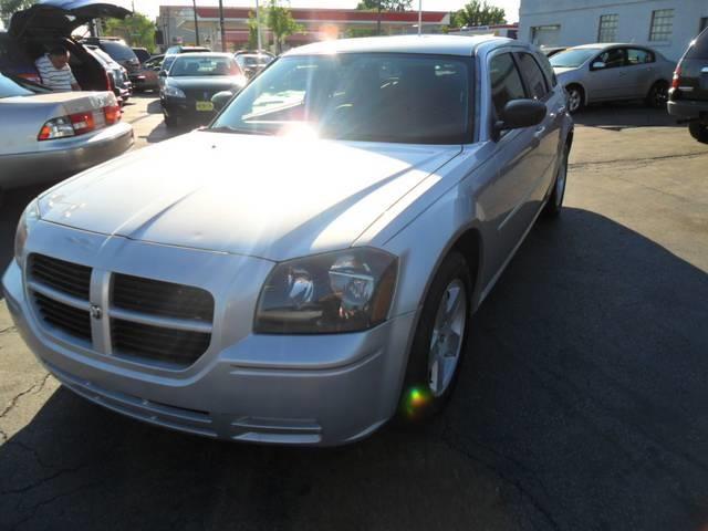 Dodge Magnum 2005 photo 18