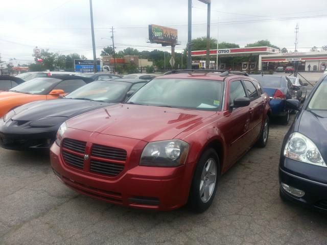 Dodge Magnum 2005 photo 2